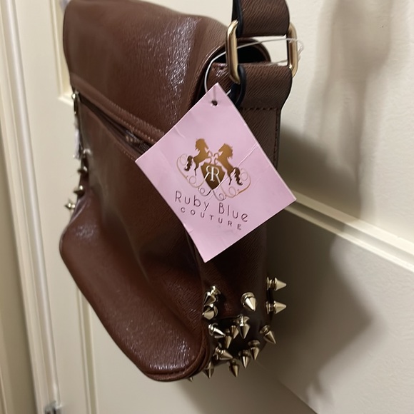Ruby Blue Couture brown cruelty free hand bag 10” w 9”L spikes new $130 - Picture 8 of 9